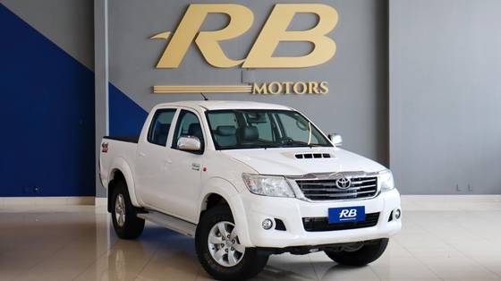 TOYOTA HILUX 3.0 SR 4X4 CD 16V TURBO INTERCOOLER DIESEL 4P AUTOMÁTICO